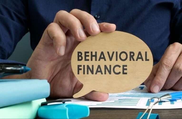 Behavioral Finance: How Psychology Impacts Investment Decisions